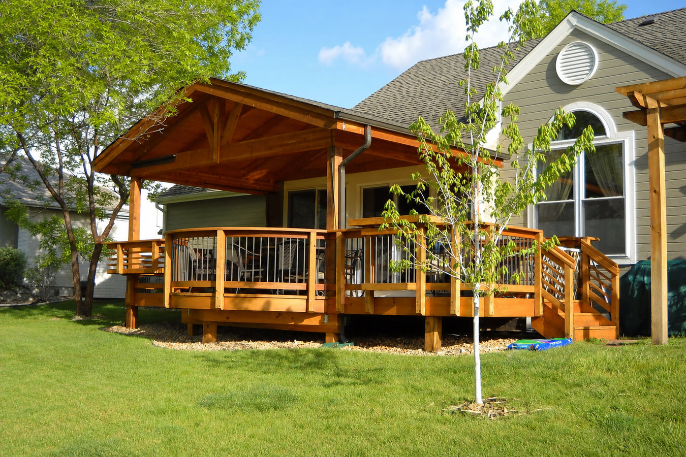 Complete Corona Deck & Fence - custom deck and fence builder in Corona, CA